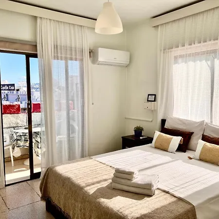 Apt On The Street Of Bars&nightclubs In 11 Ayia Napa